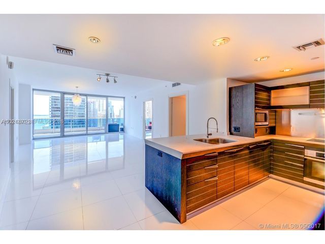 200 Biscayne Boulevard Way 3404, Miami, FL 33131