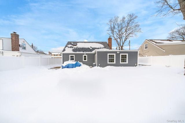 126 Boston Avenue, Massapequa, NY 11758