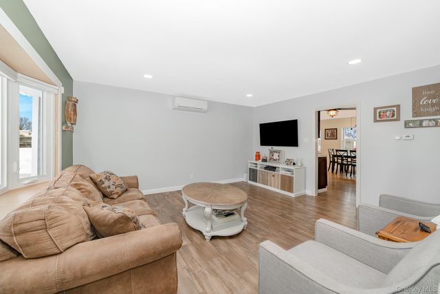 126 Boston Avenue, Massapequa, NY 11758