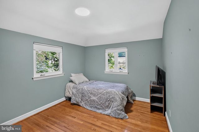 210 N EVERGREEN ST, Arlington, VA 22203