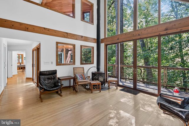 210 N EVERGREEN ST, Arlington, VA 22203
