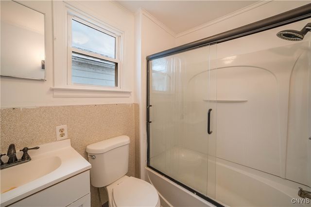 8376 US-20, Pompey, NY 13104