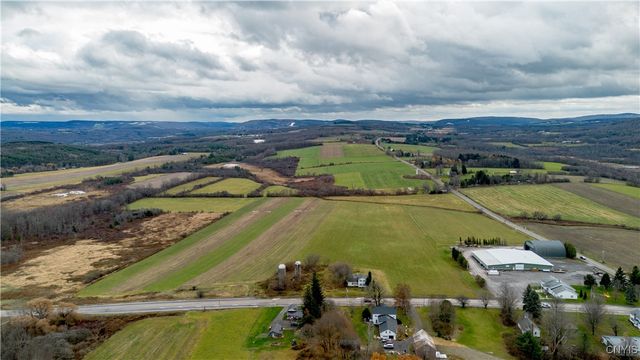 8376 US-20, Pompey, NY 13104