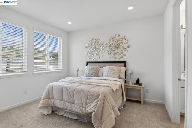 29823 Mission Blvd, Hayward, CA 94544