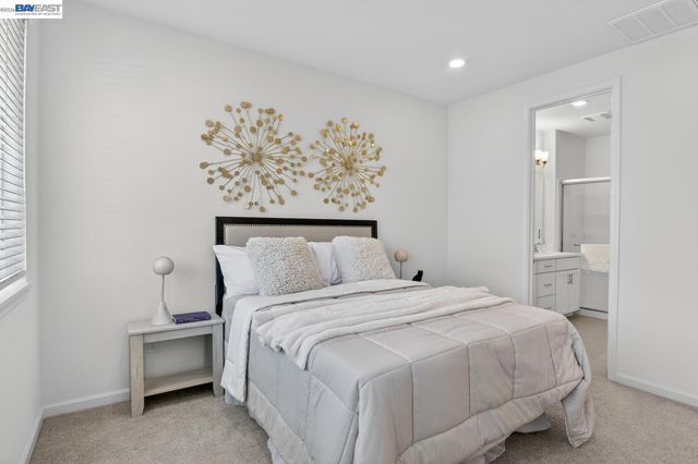 29823 Mission Blvd, Hayward, CA 94544