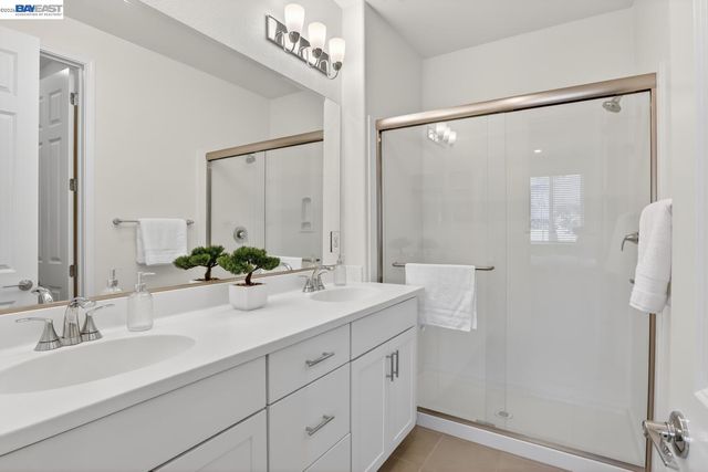 29823 Mission Blvd, Hayward, CA 94544