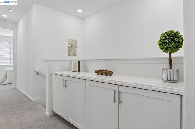 29823 Mission Blvd, Hayward, CA 94544