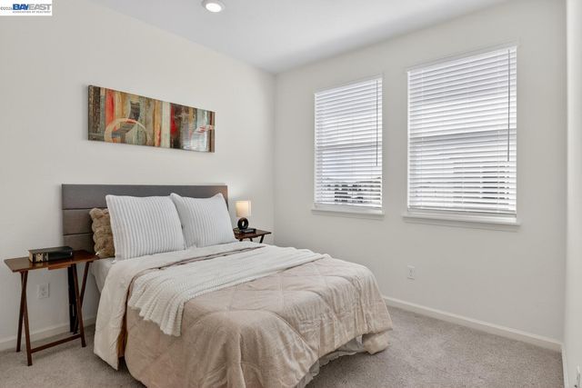 29823 Mission Blvd, Hayward, CA 94544