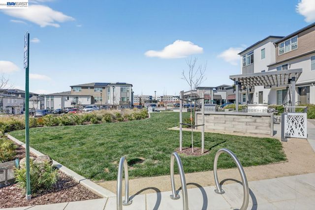 29823 Mission Blvd, Hayward, CA 94544