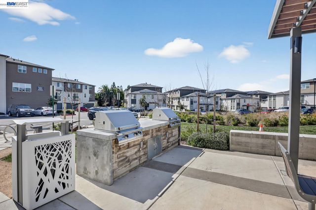 29823 Mission Blvd, Hayward, CA 94544