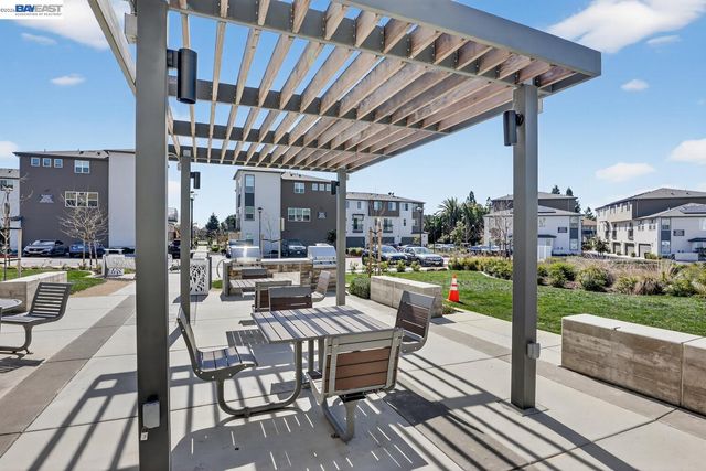 29823 Mission Blvd, Hayward, CA 94544