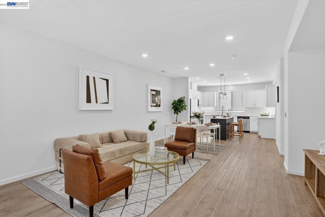 29823 Mission Blvd, Hayward, CA 94544