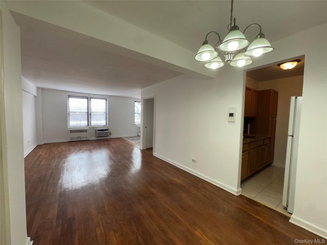 108-49 63rd Ave 2C, Forest Hills, NY 11375