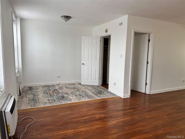 108-49 63rd Ave 2C, Forest Hills, NY 11375