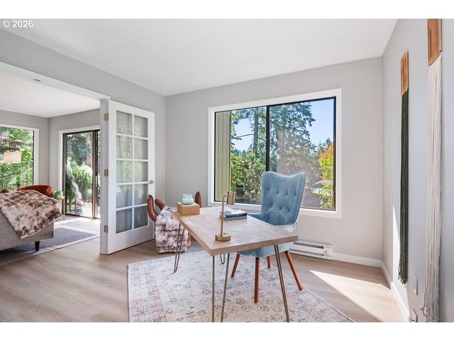 7542 Sw BARNES Rd C, Portland, OR 97225