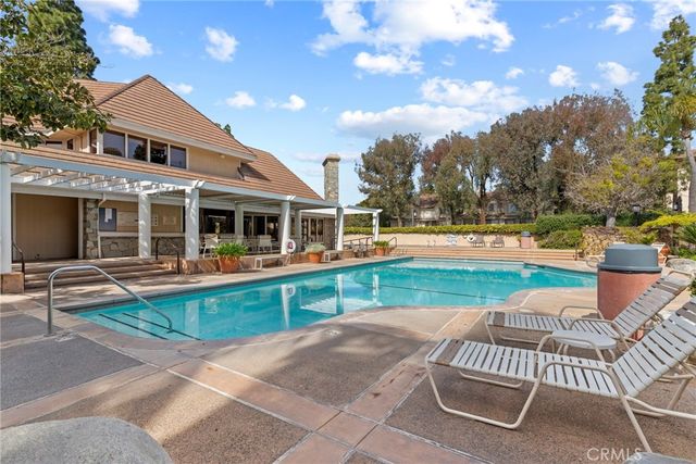 2615 Plaza Del Amo 606, Torrance, CA 90503