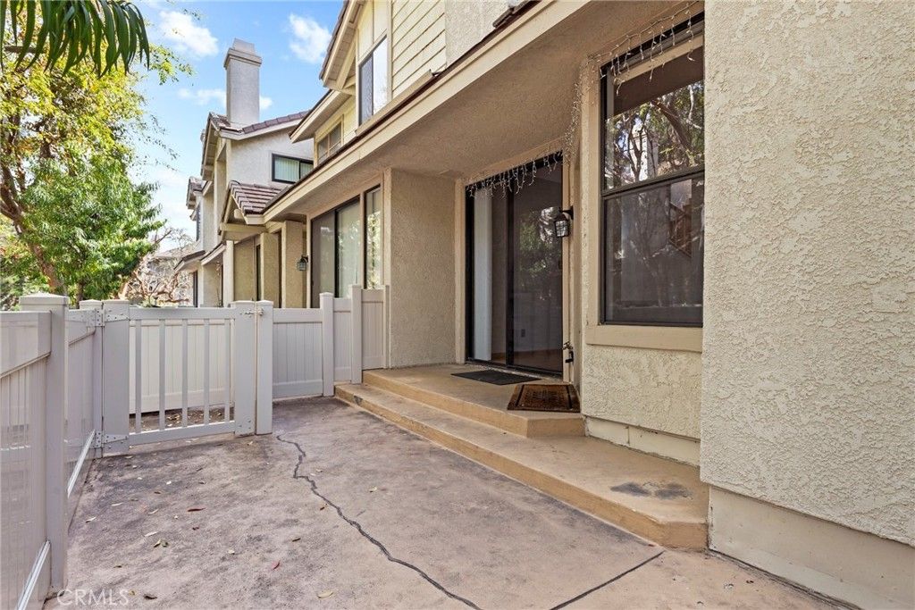 Image 2 of property listing at 2615 Plaza Del Amo 606, Torrance, CA 90503