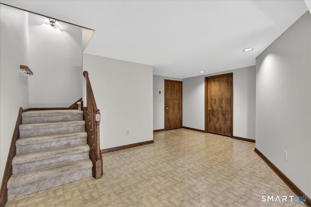 166 Thoreau Drive, Shelton, CT 06484