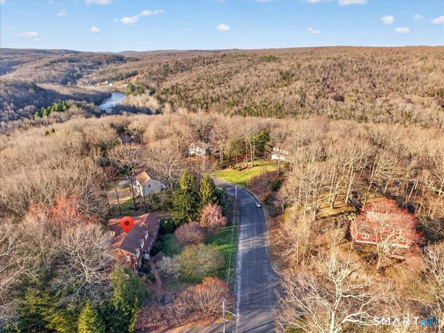 166 Thoreau Drive, Shelton, CT 06484