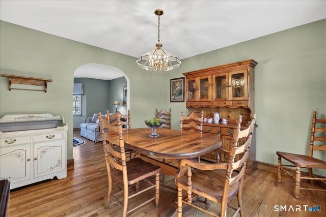 166 Thoreau Drive, Shelton, CT 06484