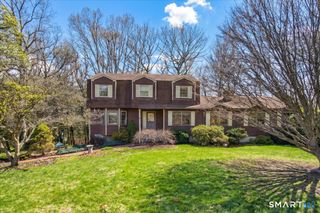 166 Thoreau Drive, Shelton, CT 06484