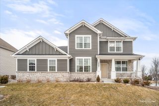 3667 Peregrine Way, Elgin, IL 60124