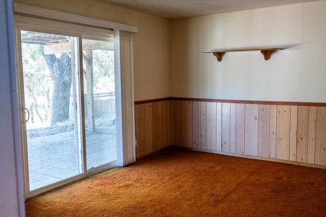 23290 E Shadow Dr, Auburn, CA 95602