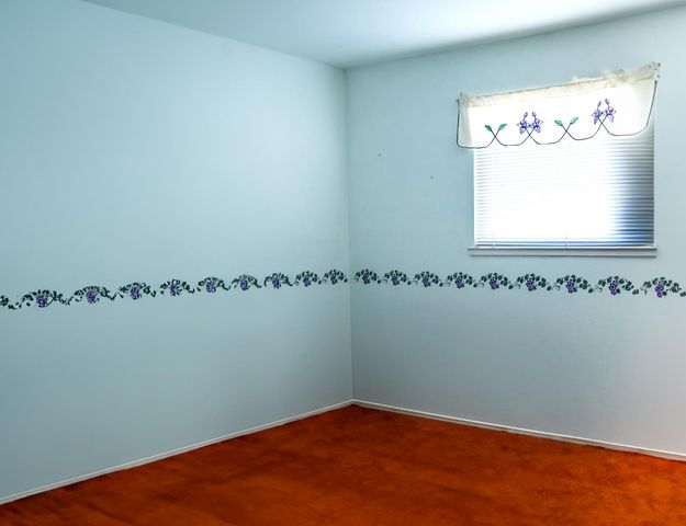23290 E Shadow Dr, Auburn, CA 95602