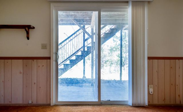 23290 E Shadow Dr, Auburn, CA 95602