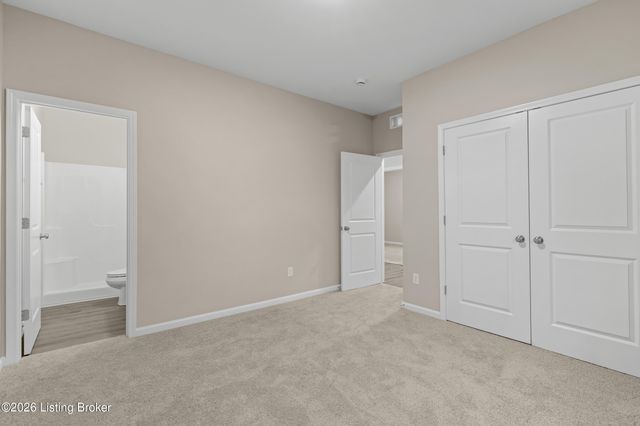 3207 Maldon Ct, Louisville, KY 40216
