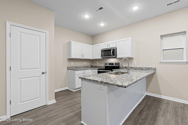 3207 Maldon Ct, Louisville, KY 40216