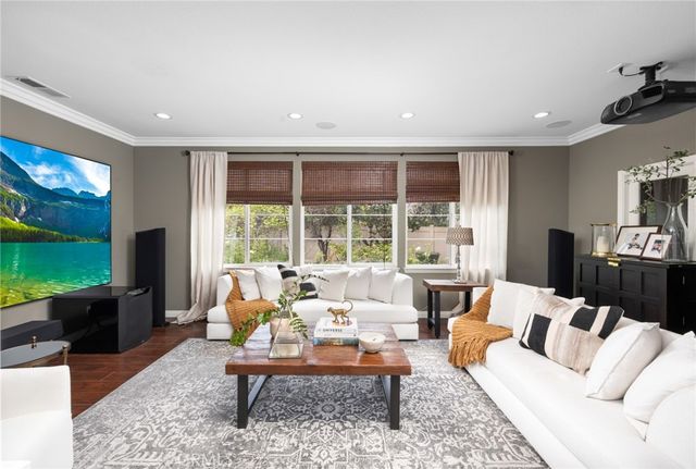 13216 Finish Draft Court, Eastvale, CA 92880