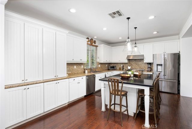 13216 Finish Draft Court, Eastvale, CA 92880