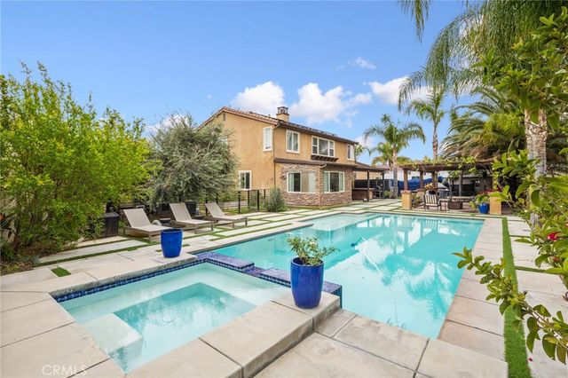 13216 Finish Draft Court, Eastvale, CA 92880