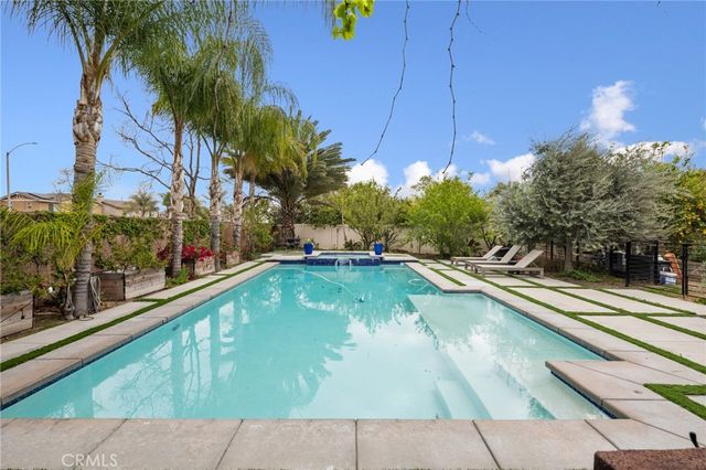 13216 Finish Draft Court, Eastvale, CA 92880