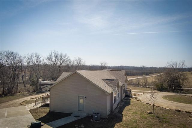 1155 NW 250 Road, Holden, MO 64040