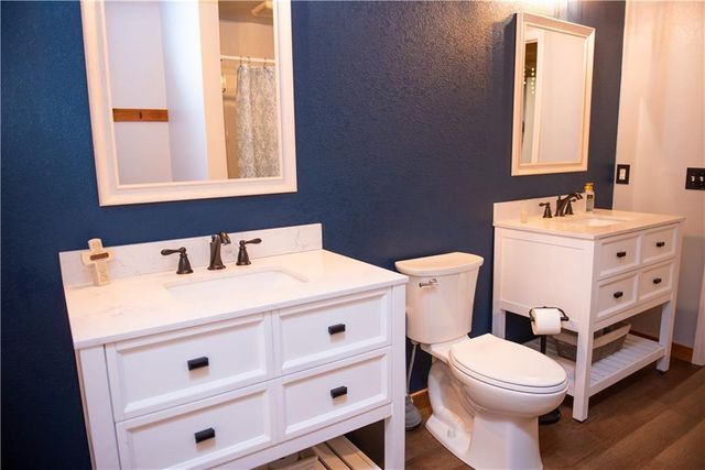 1155 NW 250 Road, Holden, MO 64040