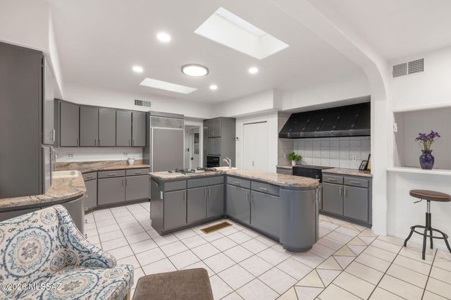 6210 N Camino Pimeria Alta, Tucson, AZ 85718