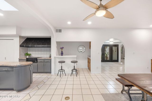 6210 N Camino Pimeria Alta, Tucson, AZ 85718