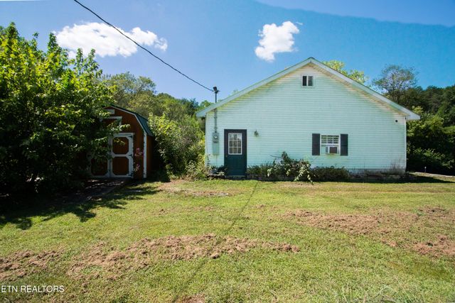 213 Brock Rd, Maynardville, TN 37807