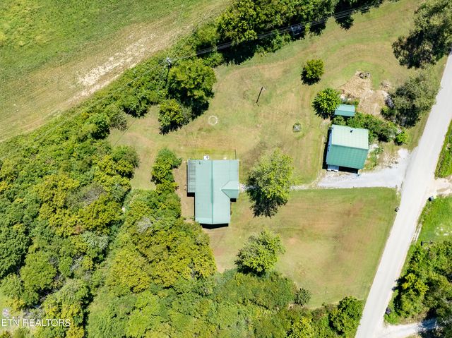 213 Brock Rd, Maynardville, TN 37807