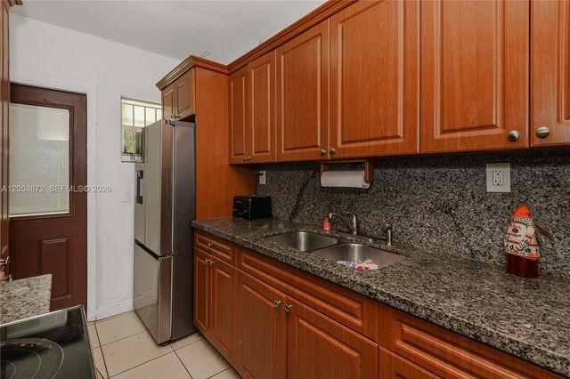 681 NE 1st Pl, Hialeah, FL 33010
