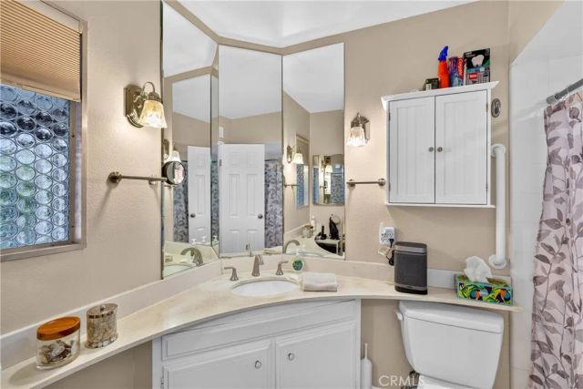 25501 Gloriosa, Mission Viejo, CA 92691