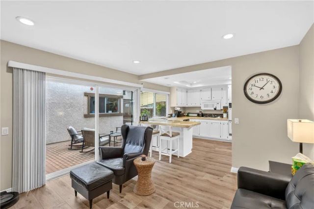 25501 Gloriosa, Mission Viejo, CA 92691