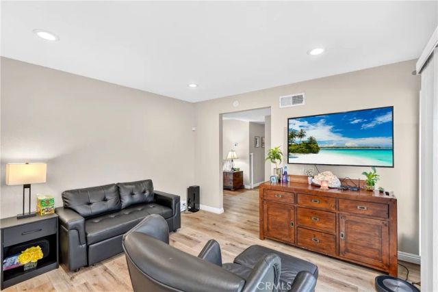 25501 Gloriosa, Mission Viejo, CA 92691