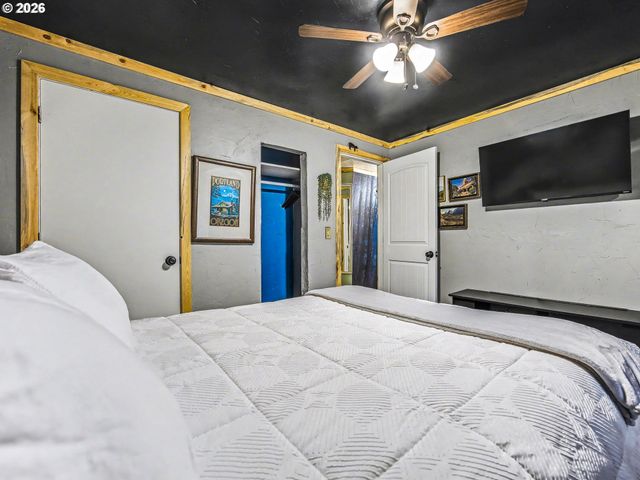 22099 E WILD FERN Ln, Brightwood, OR 97011