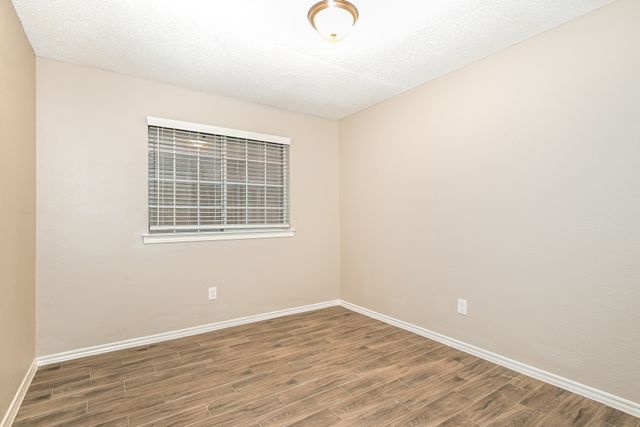 1450 Cromwell Court, Lancaster, TX 75134