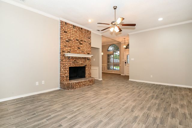 1450 Cromwell Court, Lancaster, TX 75134