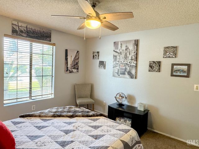 9700 Mesa Oak Drive, Bakersfield, CA 93311