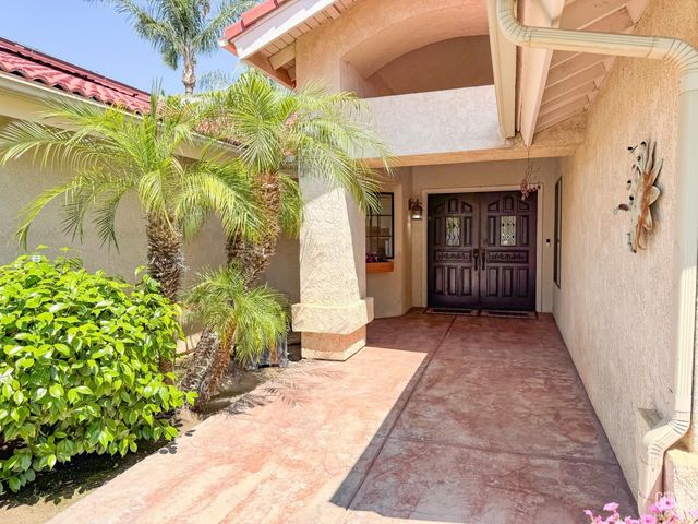 9700 Mesa Oak Drive, Bakersfield, CA 93311